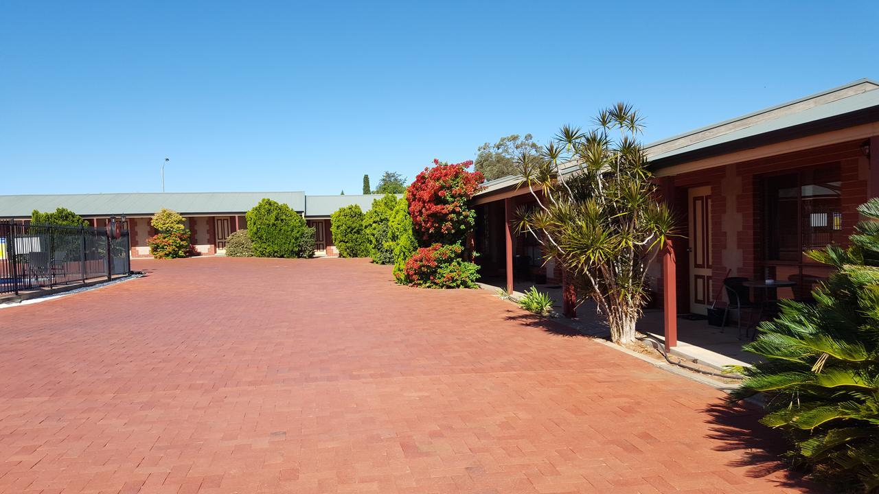 Gateway Motor Inn - Self Check-In Broken Hill Exterior foto