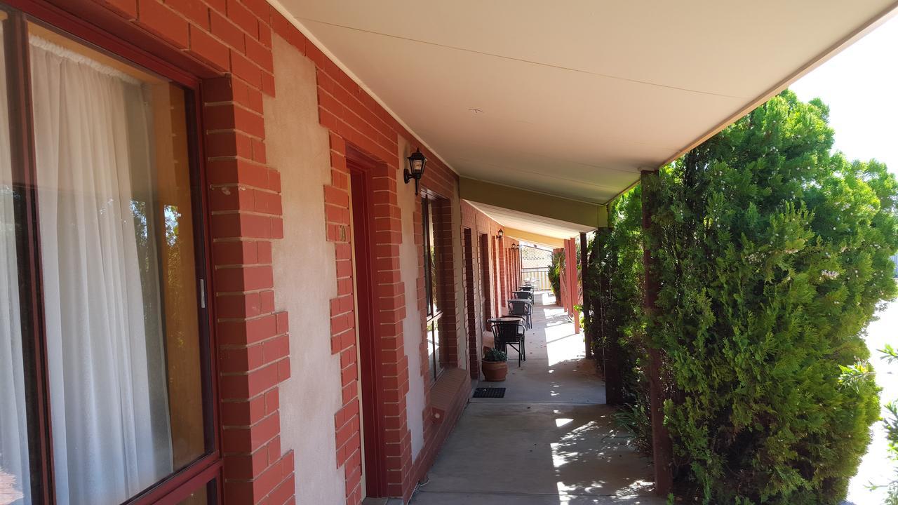 Gateway Motor Inn - Self Check-In Broken Hill Exterior foto